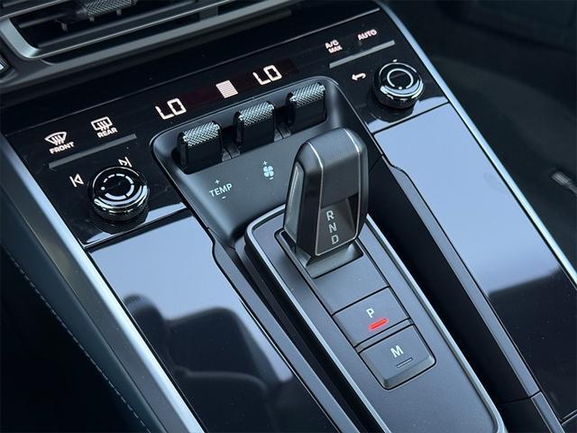 Photo of 2022 Dolomite Silver Metallic Porsche 911