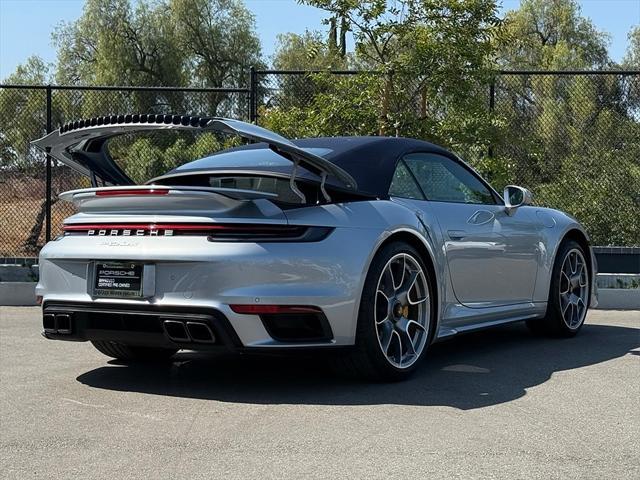 Photo of 2022 Dolomite Silver Metallic Porsche 911