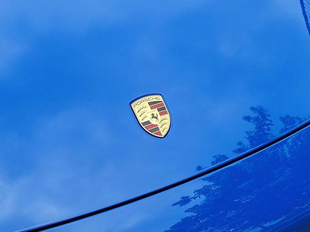 Photo of 2025 Lugano Blue Porsche 911