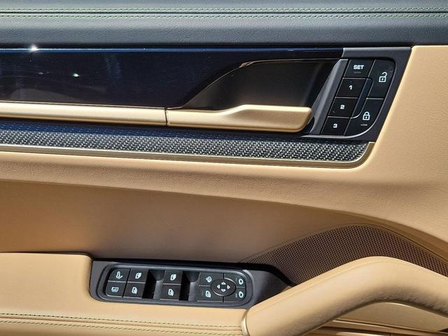 Photo of 2025 Paint To Sample Porsche Cayenne