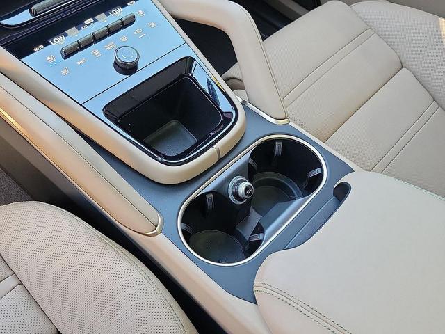 Photo of 2025 Paint To Sample Porsche Cayenne