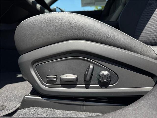 Photo of 2025 Gray Porsche Taycan