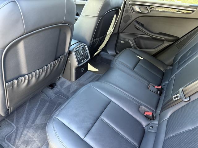 Photo of 2025 Black Porsche Macan