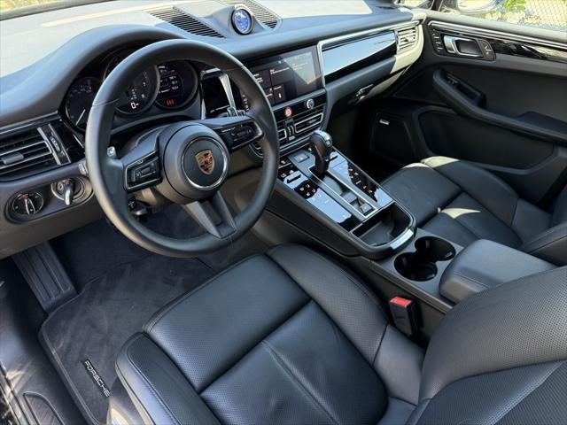 Photo of 2025 Black Porsche Macan