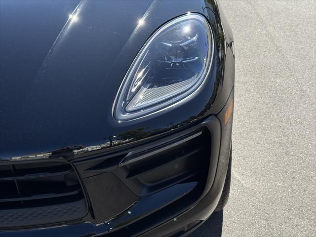Photo of 2025 Black Porsche Macan