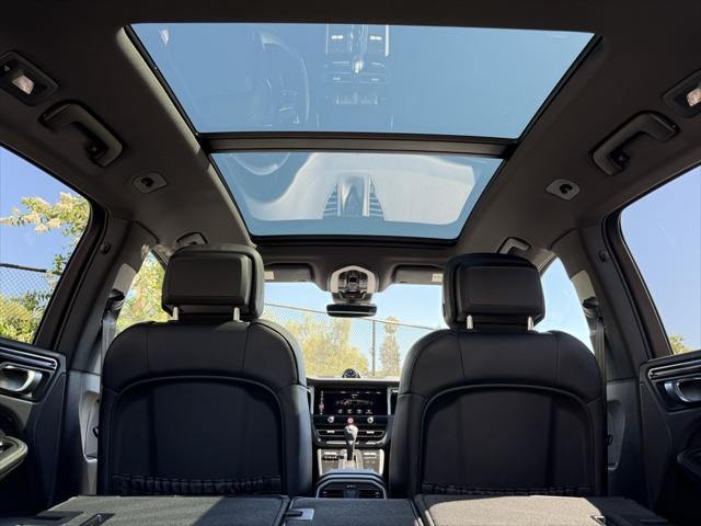 Photo of 2025 Black Porsche Macan