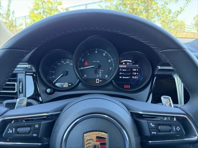 Photo of 2025 Black Porsche Macan