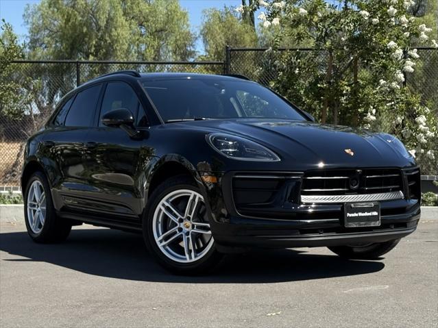 Photo of 2025 Black Porsche Macan