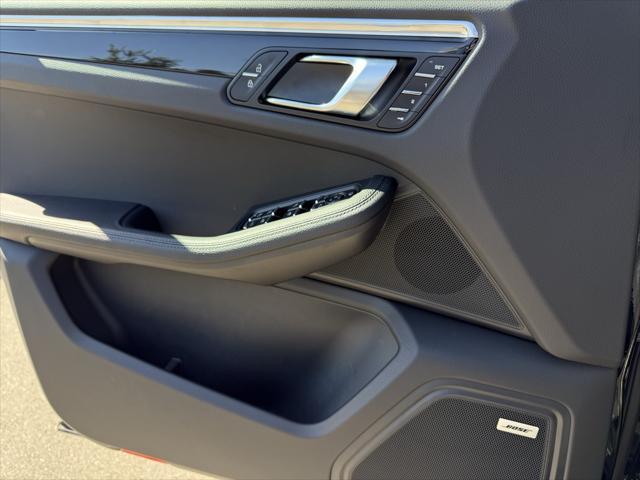 Photo of 2025 Black Porsche Macan