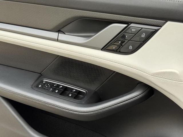 Photo of 2021 Carrara White Porsche Taycan