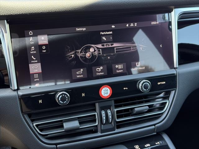Photo of 2024 Black Porsche Macan