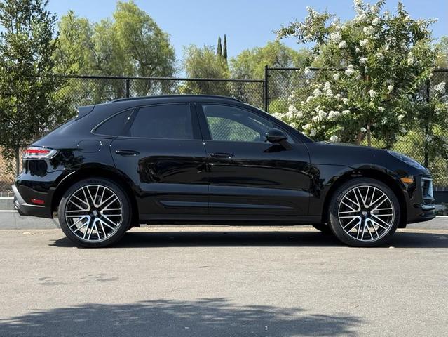 Photo of 2025 Black Porsche Macan