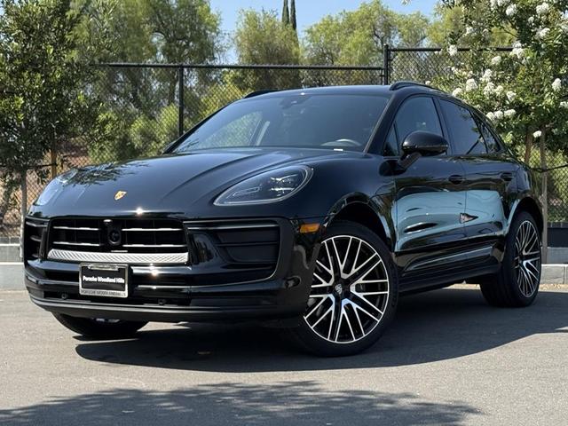 Photo of 2025 Black Porsche Macan