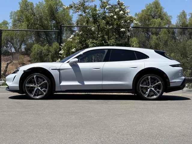 Photo of 2022 Ice Grey Metallic Porsche Taycan
