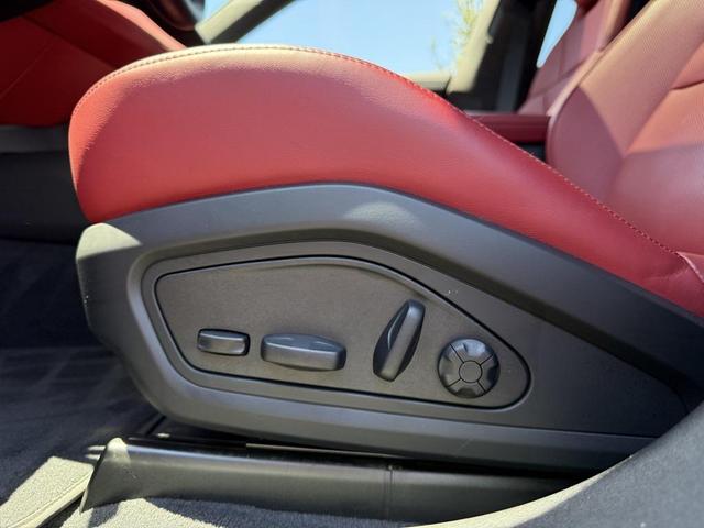 Photo of 2022 Ice Grey Metallic Porsche Taycan