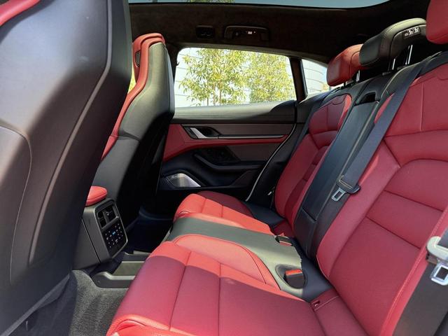 Photo of 2022 Ice Grey Metallic Porsche Taycan