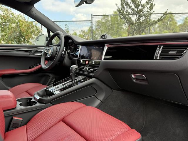Photo of 2025 Chalk Porsche Macan
