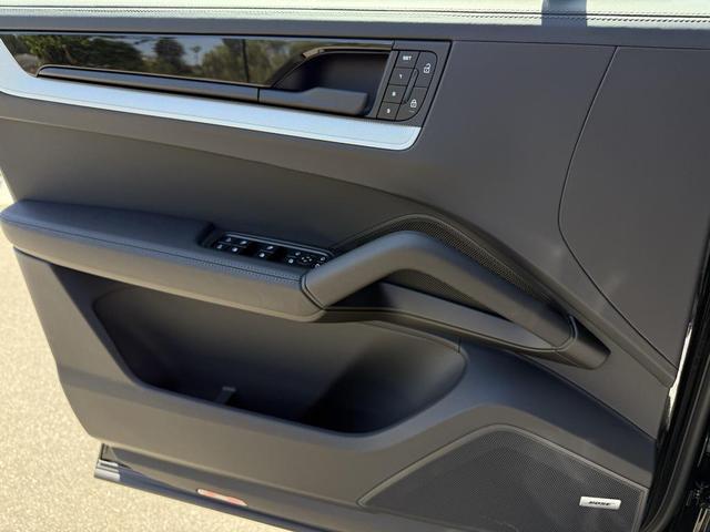 Photo of 2025 Porsche Cayenne