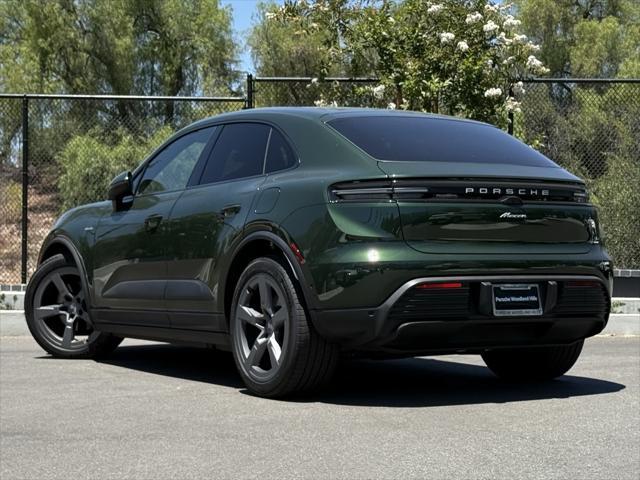 Photo of 2025 Oak Green Metallic Neo Porsche Macan