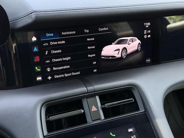 Photo of 2023 Ice Grey Metallic Porsche Taycan