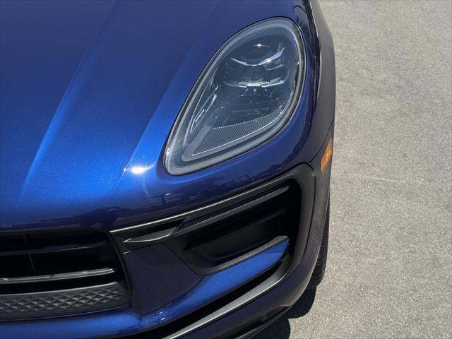 Photo of 2024 Gentian Blue Metallic Porsche Macan