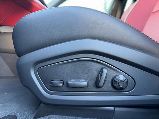 Photo of 2025 White Porsche Taycan