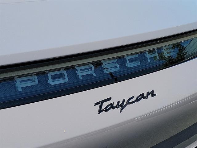 Photo of 2025 Provence Porsche Taycan