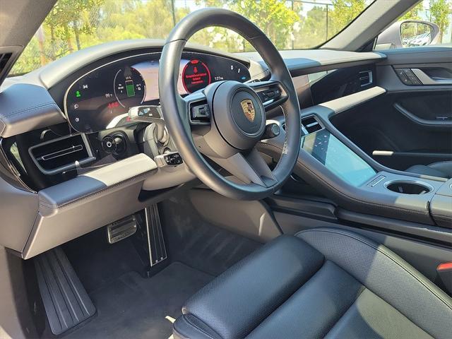 Photo of 2025 Provence Porsche Taycan