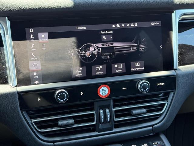 Photo of 2024 Gray Porsche Macan