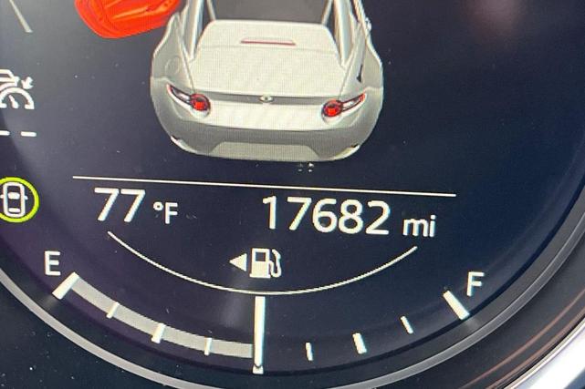 Photo of 2024 Snowflake White Pearl Mica Mazda MX-5 Miata RF