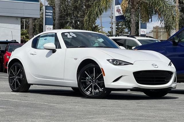Photo of 2024 Snowflake White Pearl Mica Mazda MX-5 Miata RF