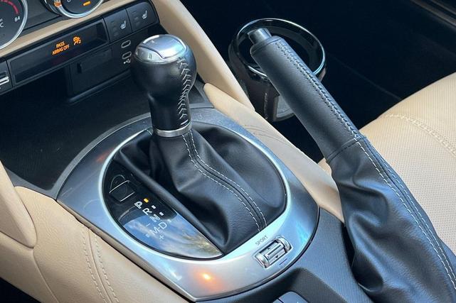 Photo of 2024 Snowflake White Pearl Mica Mazda MX-5 Miata RF
