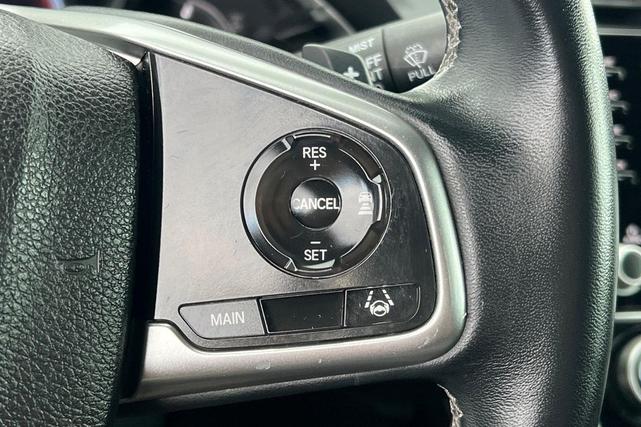 Photo of 2019 Platinum White Pearl Honda Civic