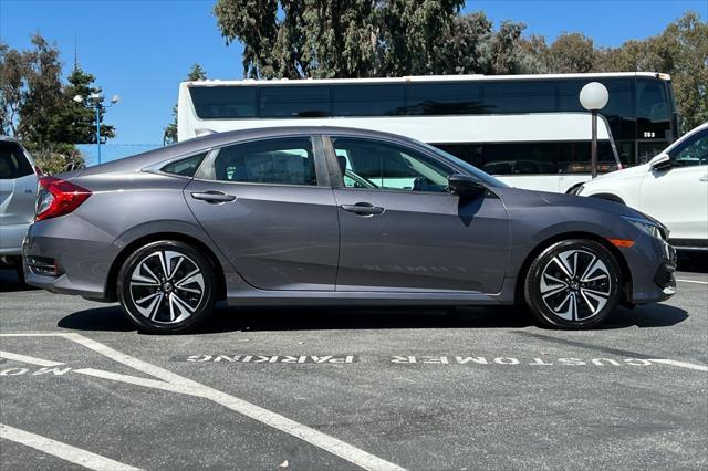 Photo of 2016 Modern Steel Metallic Honda Civic
