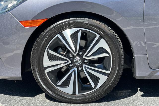 Photo of 2016 Modern Steel Metallic Honda Civic