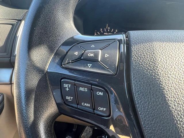 Photo of 2017 Blue Ford Explorer