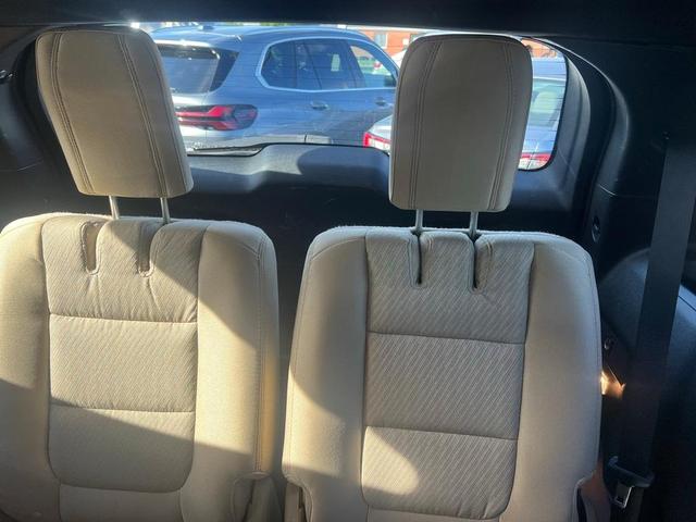Photo of 2017 Blue Ford Explorer