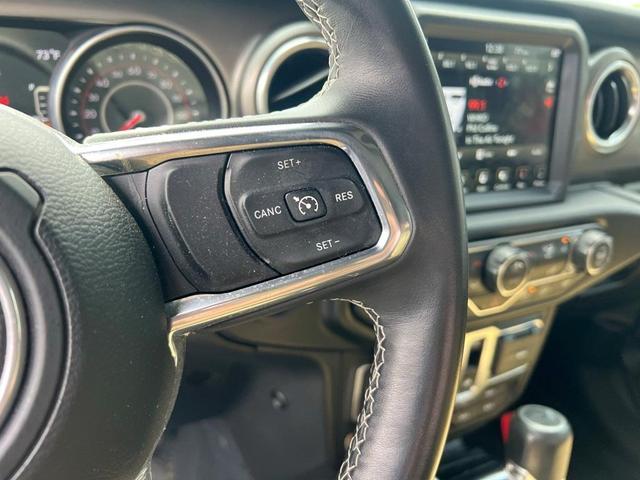 Photo of 2018 Granite Crystal Clearcoat Metallic Jeep Wrangler