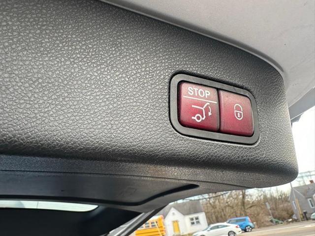 Photo of 2018 Silver Mercedes-Benz GLS 450