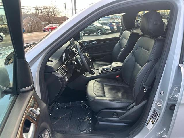Photo of 2018 Silver Mercedes-Benz GLS 450
