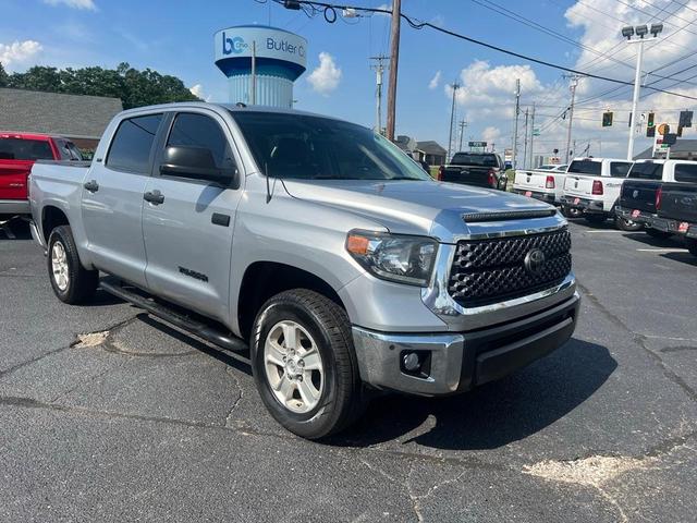 Photo of 2018 Silver Toyota Tundra