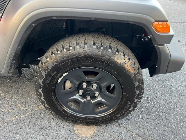Photo of 2021 Snazzberry Pearlcoat Jeep Wrangler