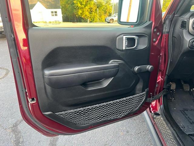 Photo of 2021 Snazzberry Pearlcoat Jeep Wrangler