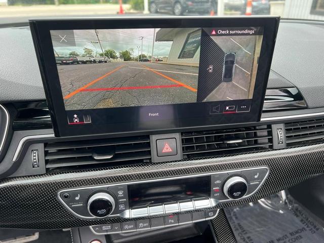 Photo of 2021 Daytona Gray Pearl Effect w/ Black Roof Audi S5