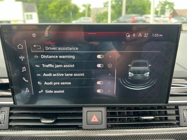 Photo of 2021 Daytona Gray Pearl Effect w/ Black Roof Audi S5