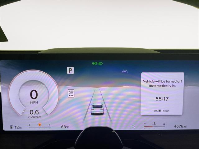 Photo of 2025 Alta White Genesis GV80