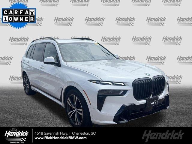 2023 BMW X7