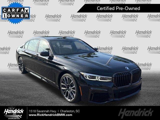 2022 BMW 740