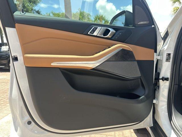 Photo of 2026 Alpine White BMW X5