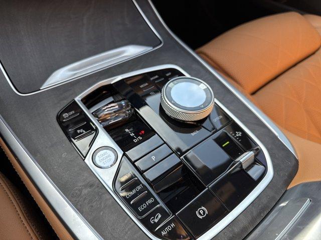 Photo of 2023 Carbon Black Metallic BMW X7